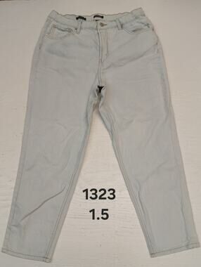 Wild Fable (12) Straight Leg Light Wash Denim Jeans